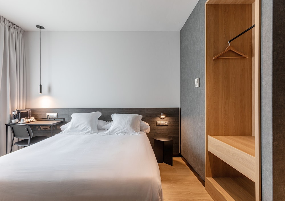 Hotel Forum Ceao 12/31