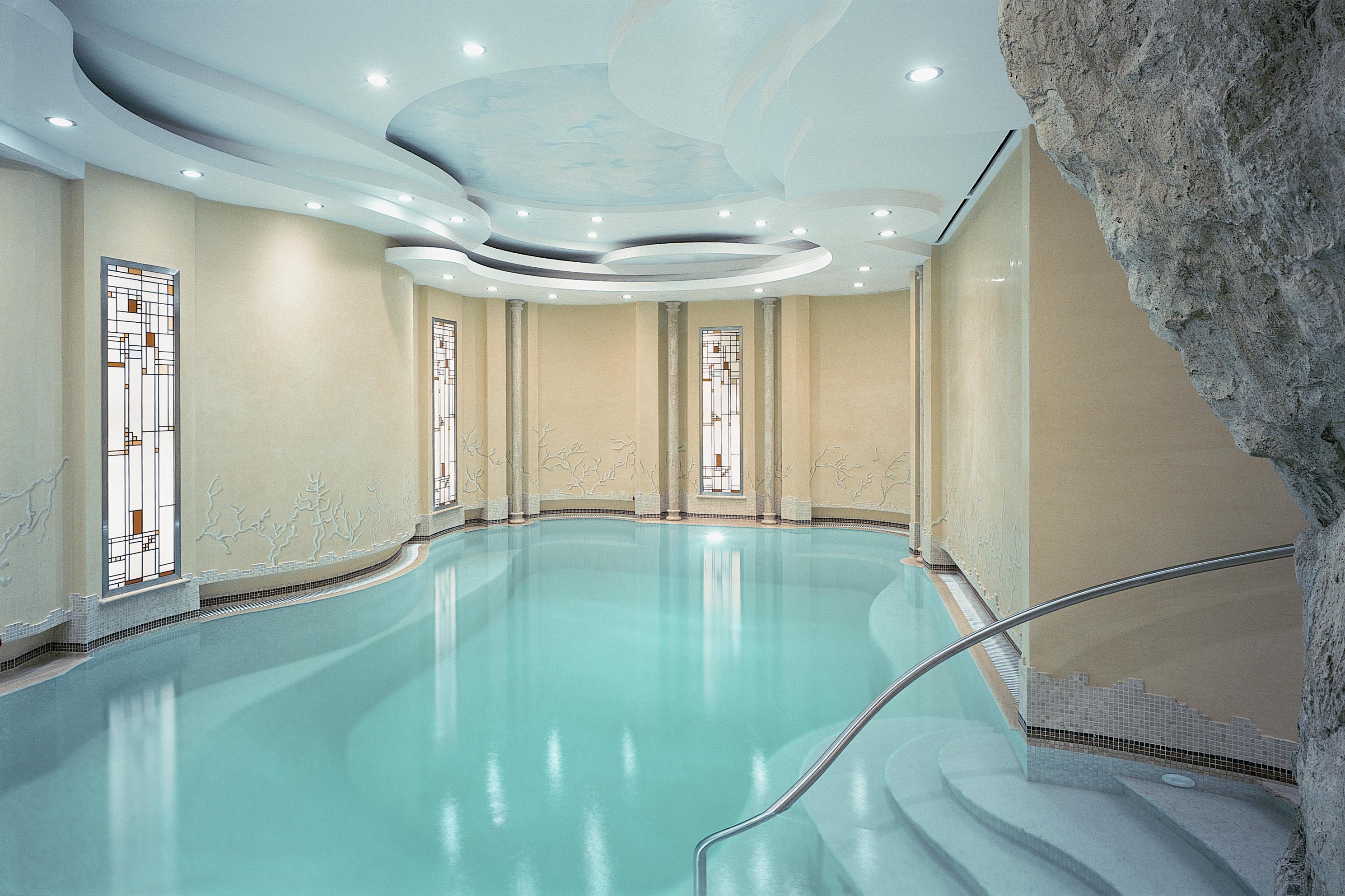 Grand Hotel Vesuvio Naples 18/50
