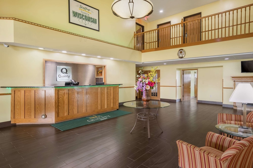 Quality Inn Edgerton, WI 9/39