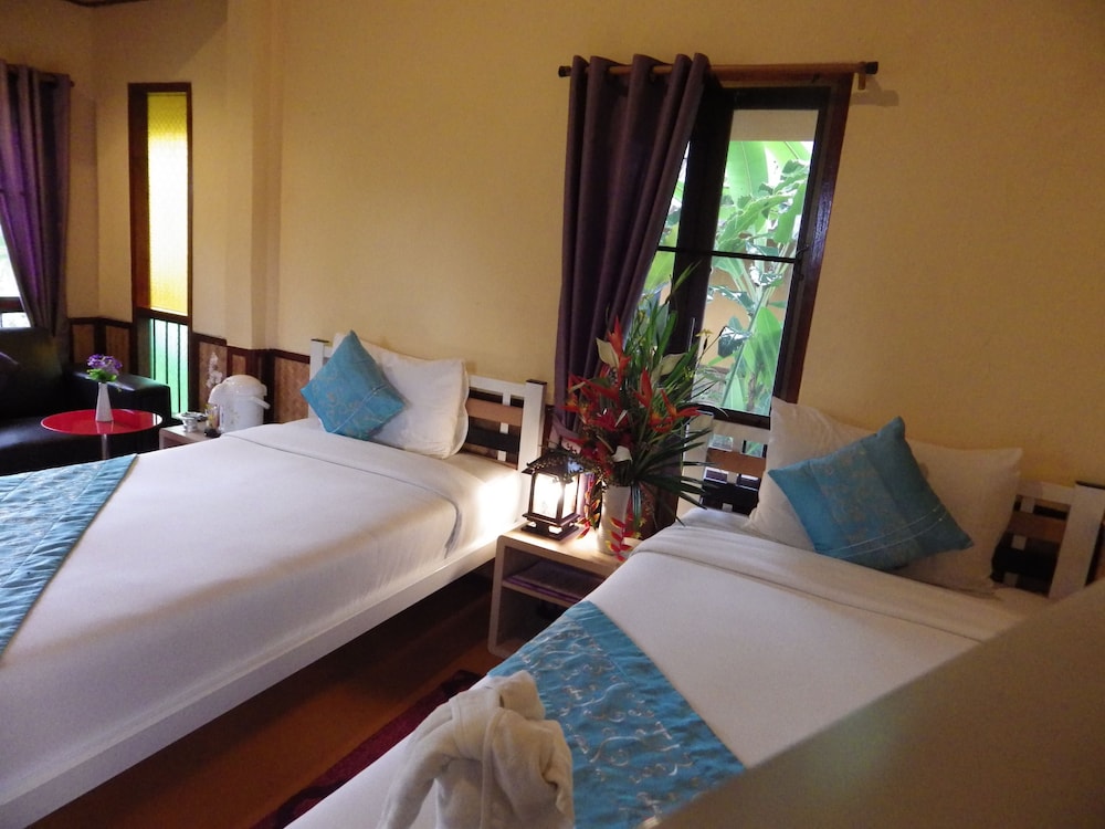 PURA VIDA PAI RESORT 24/65