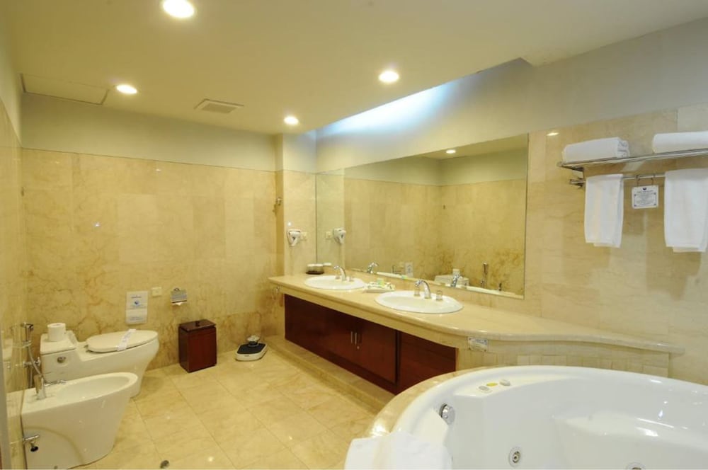Savoy Homann Bandung 36/61
