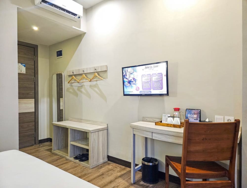 Hotel 88 Kedungsari 9/64