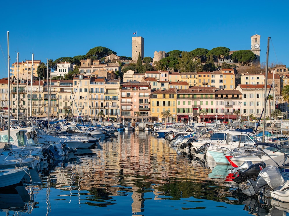 Ibis Budget Cannes Mougins 42/48