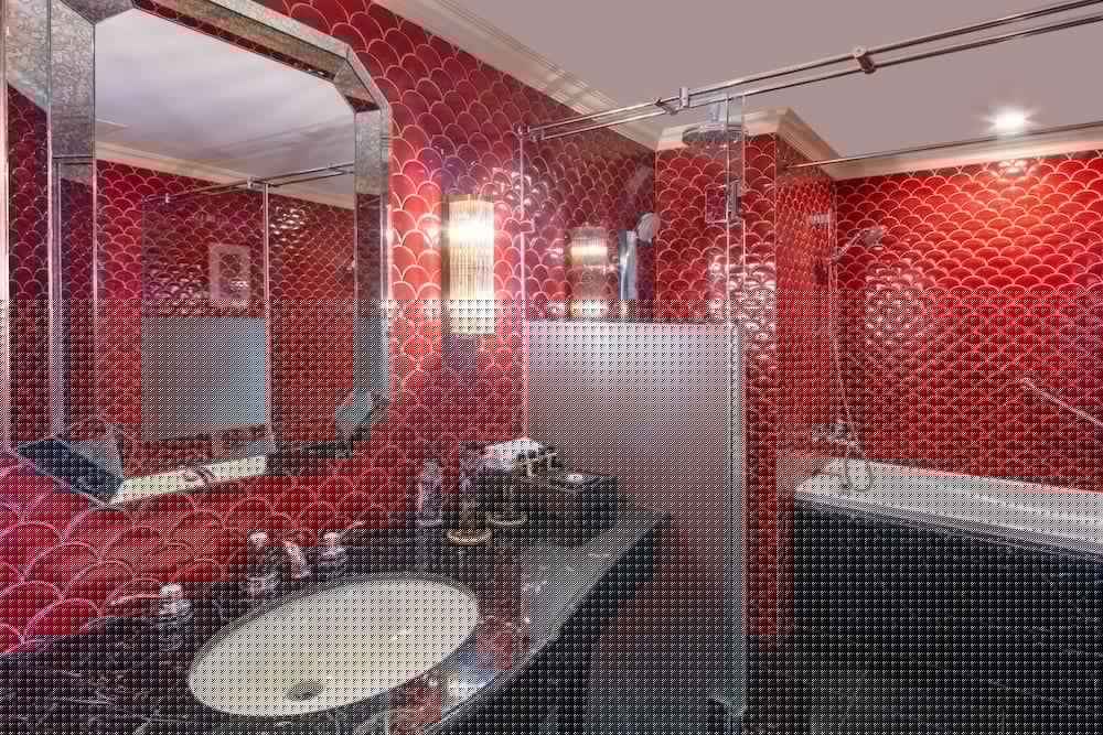 Silk Path Grand Hue Hotel 50/50