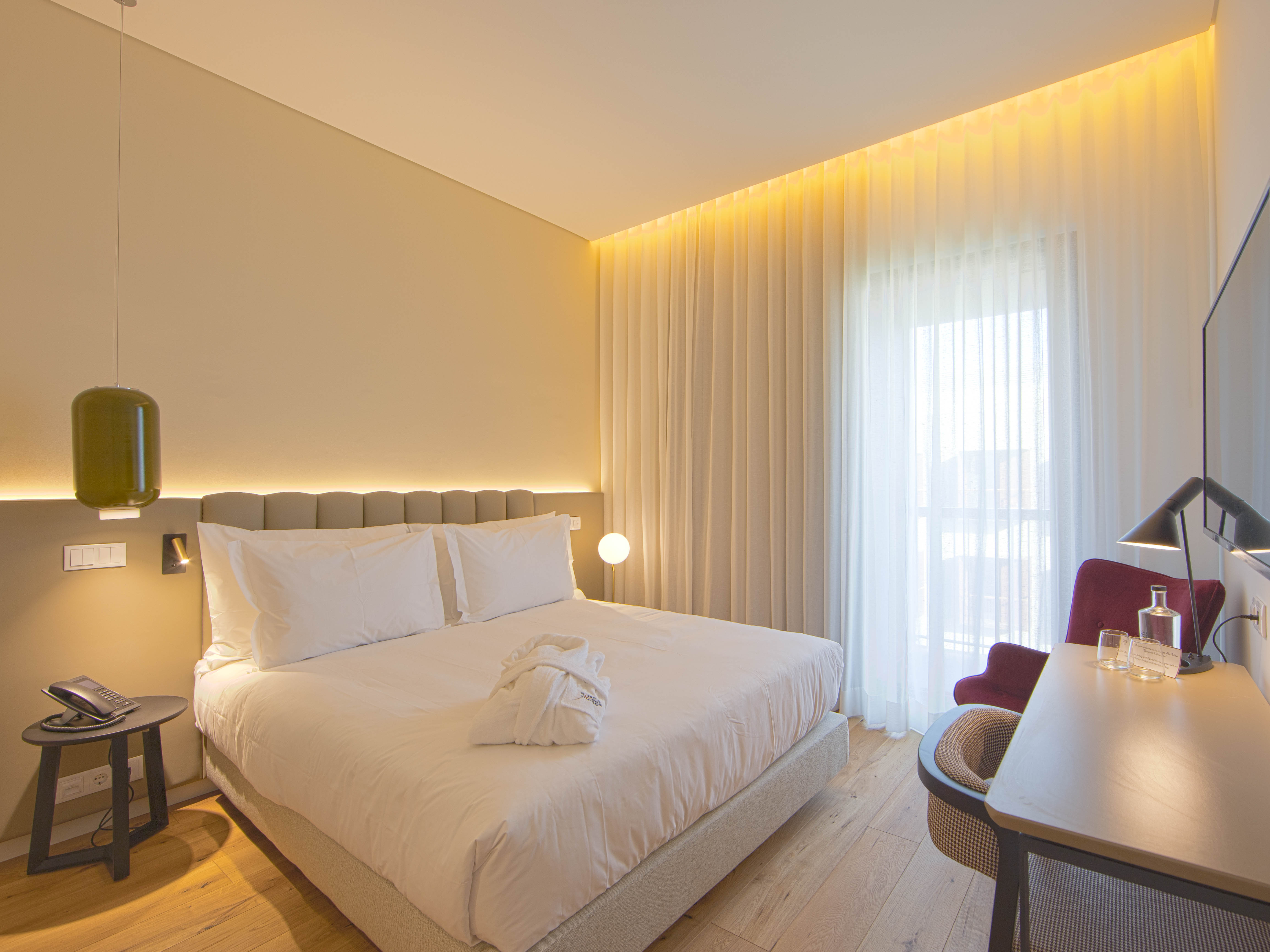 Superior, Double Bed, Sea Front