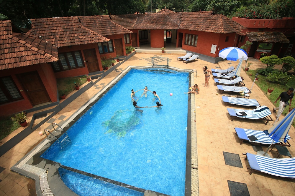 Deshadan Cliff And Beach Resort Varkala 48/50
