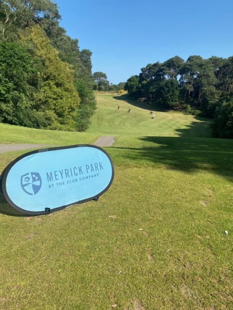 The Lodge at Meyrick Park 27/41
