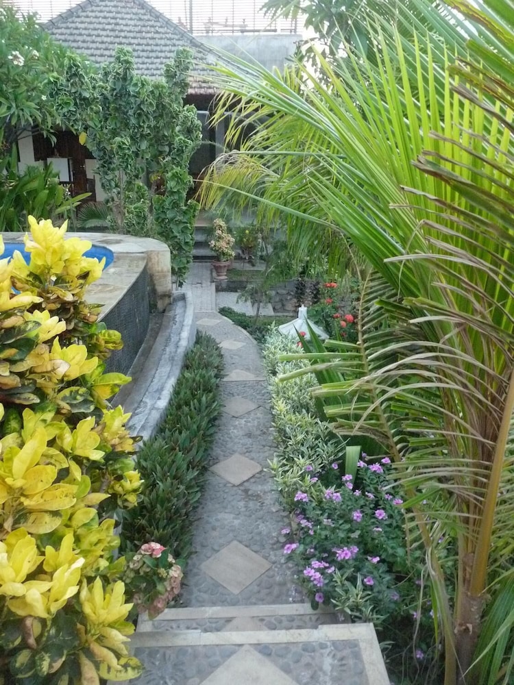 Anugerah Villas 48/57
