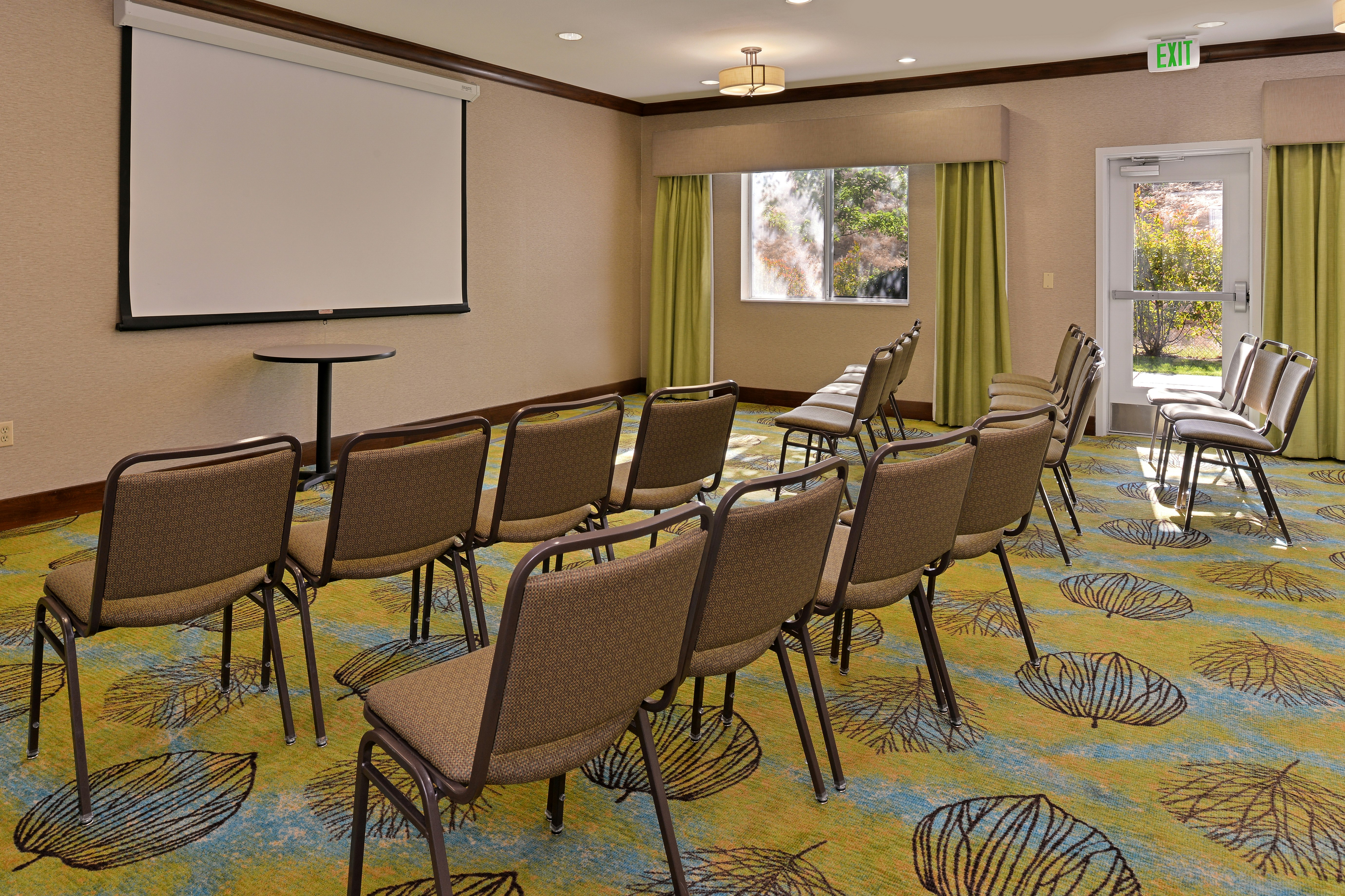 Holiday Inn Express Hotel And Suites Fresno River Park Hwy 41 40/50