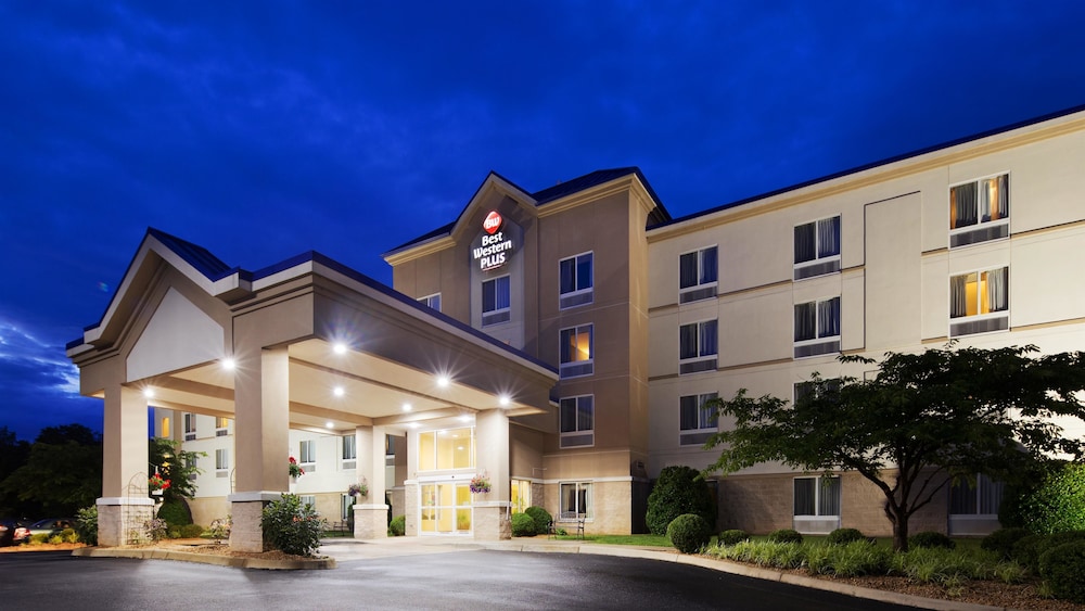 Best Western Plus Waynesboro Inn & Suites Conference Center 2/33