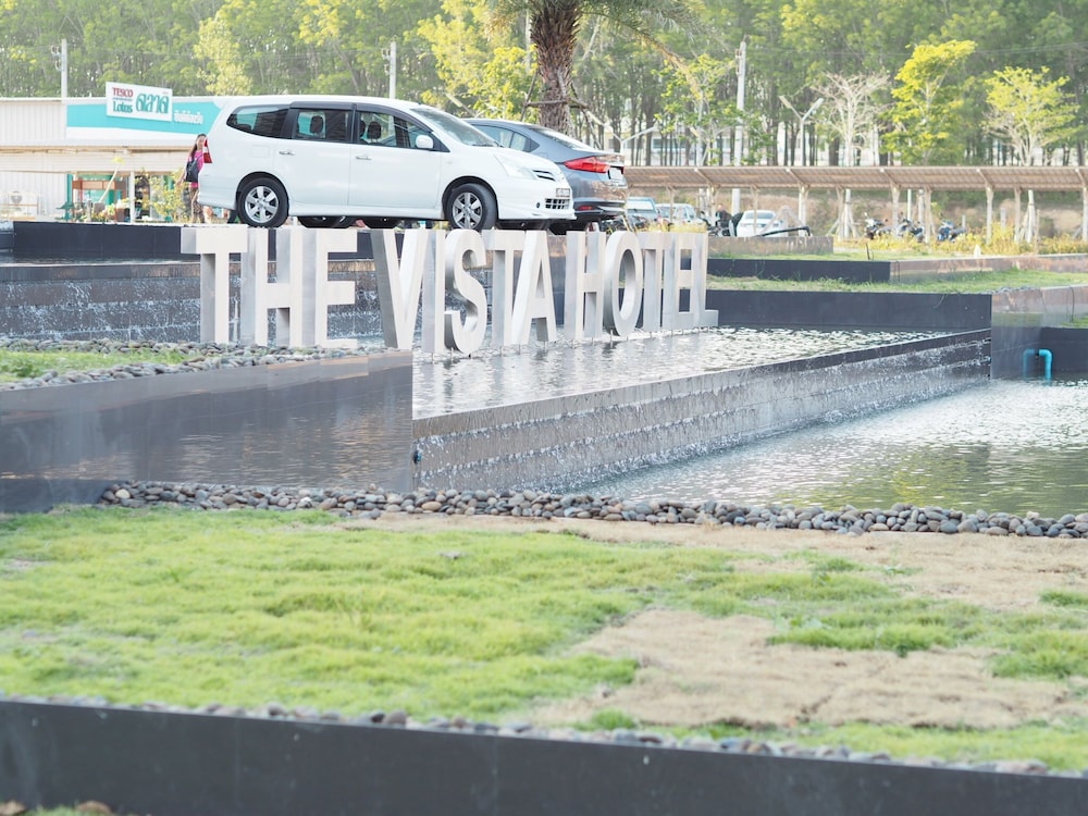 The Vista Hotel 46/47