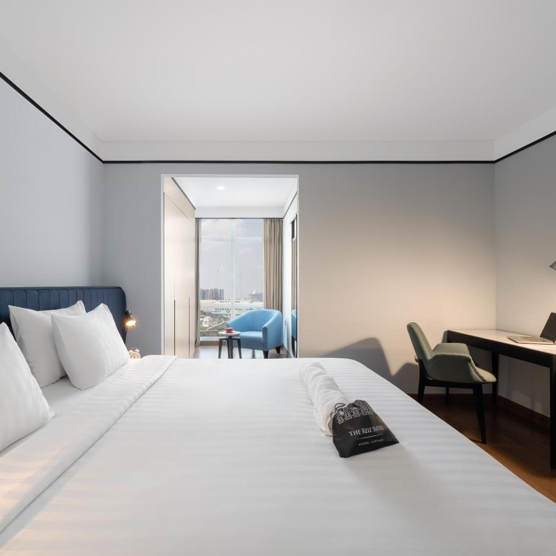 2 Bedrooms, Suite