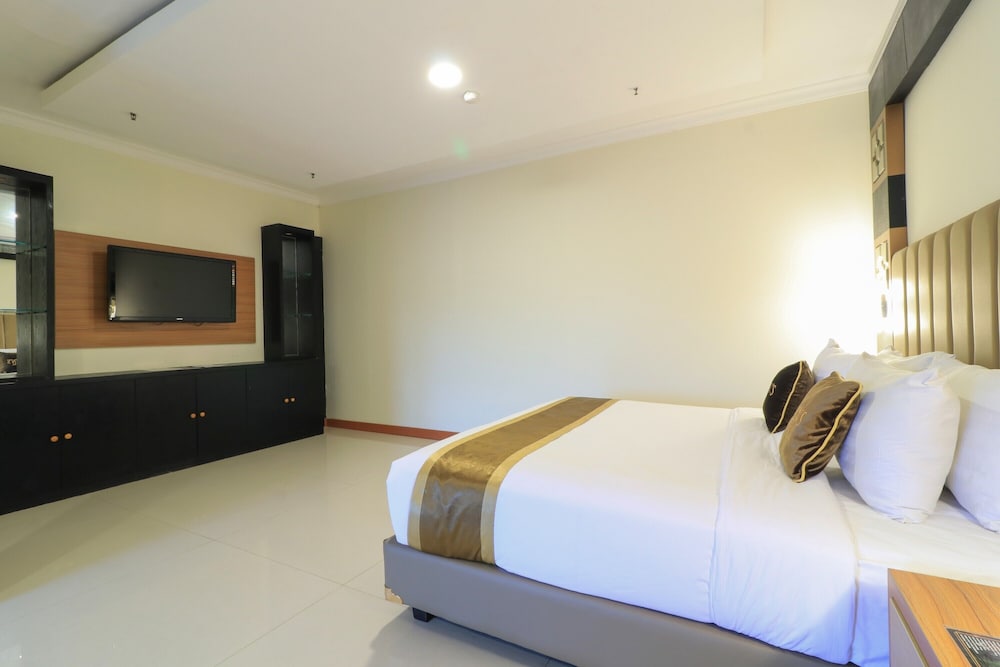Coin S Hotel 14/96