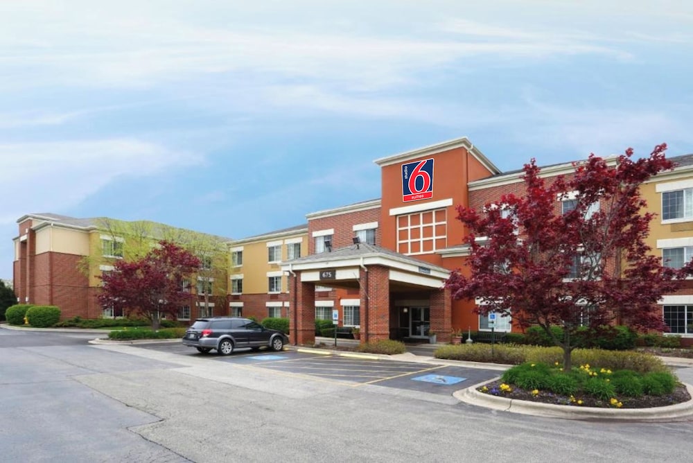 Studio 6 Extended Stay Chicago Vernon Hills Lincolnshire IL 50/58