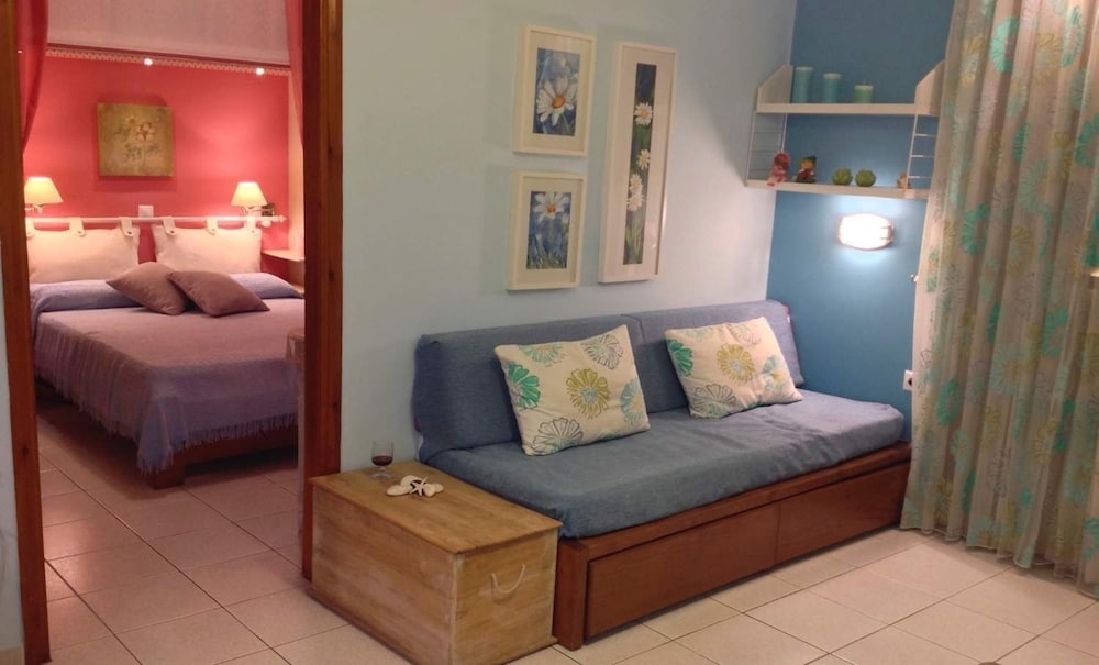 Asterias Studios Apartments 21/50