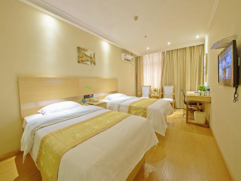 GreenTree Inn Jiangsu Zhenjiang Danyang Development Zone Municipal Government Business Hotel 17/30