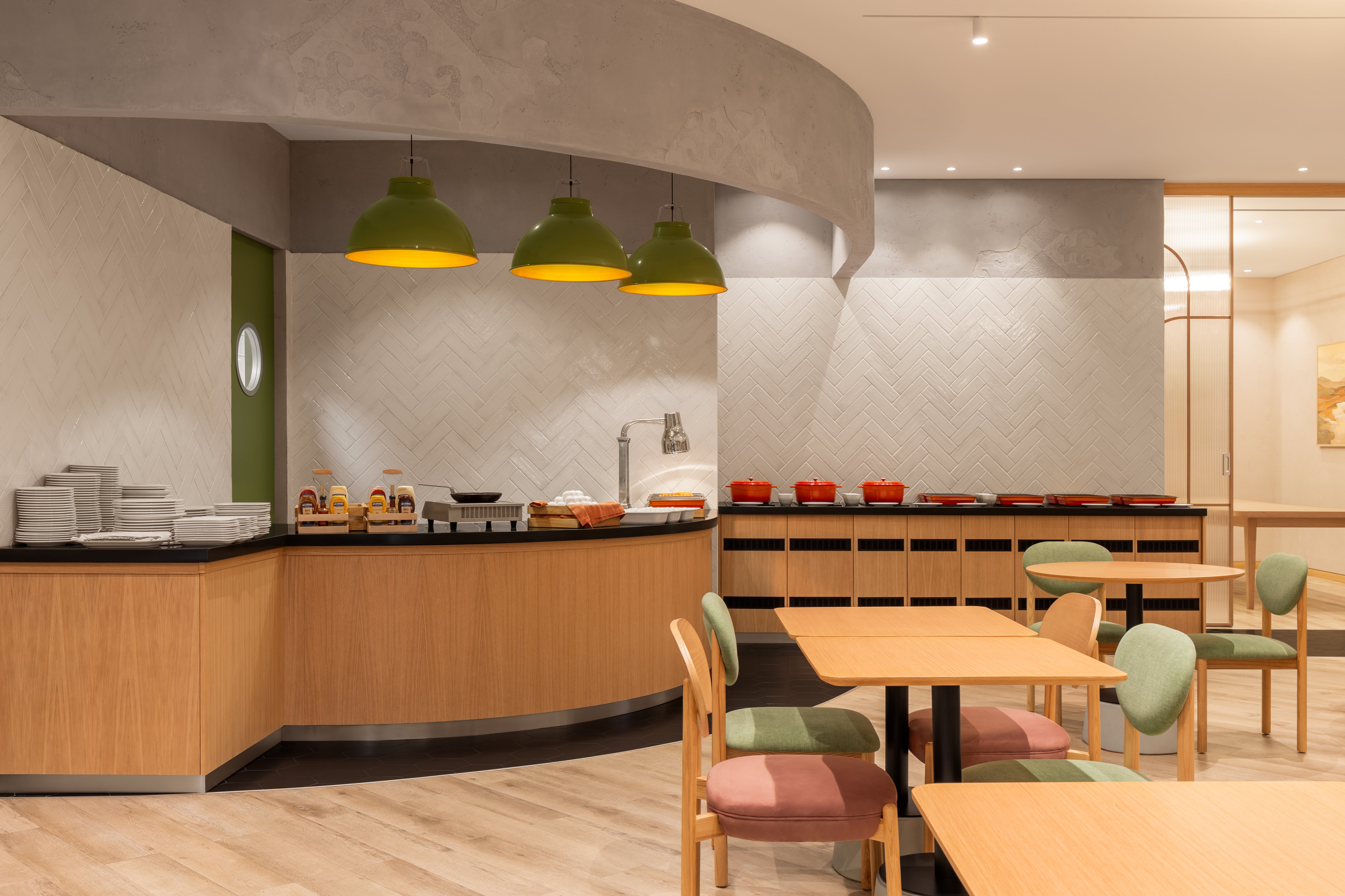 Holiday Inn Almaty 50/81