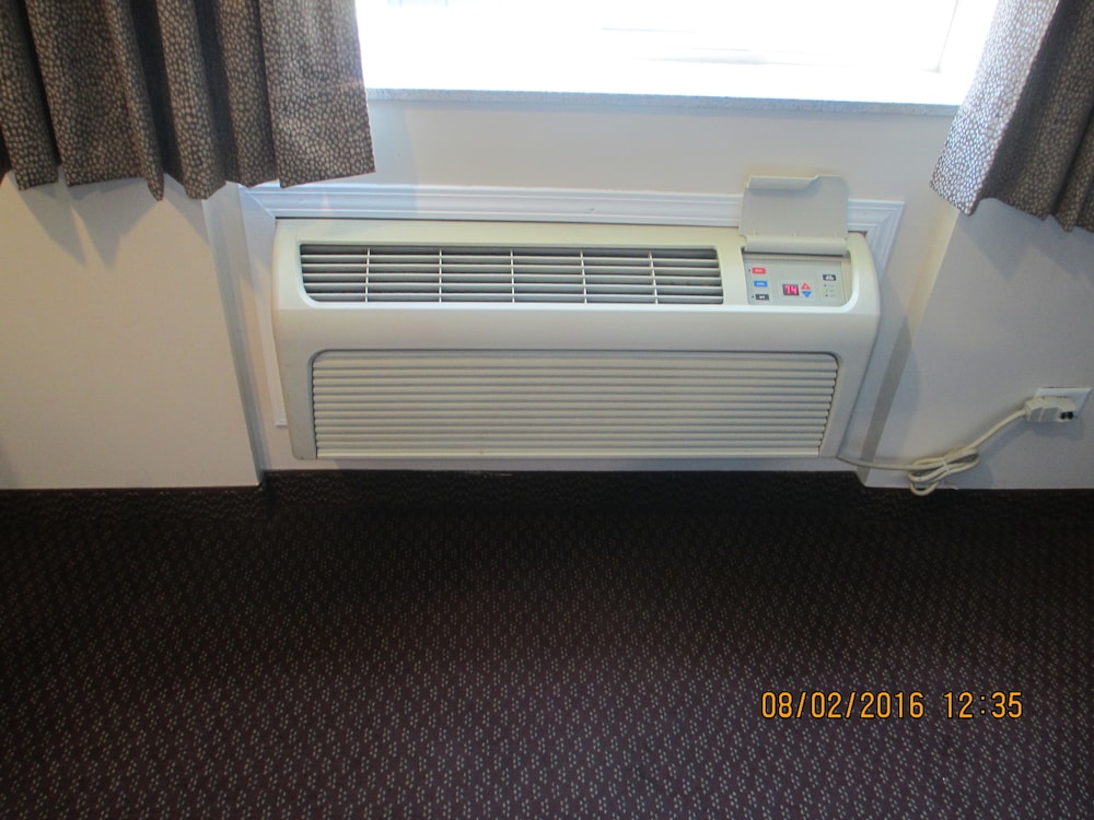 Regal Inn Chicago O Hare Airport 57/58