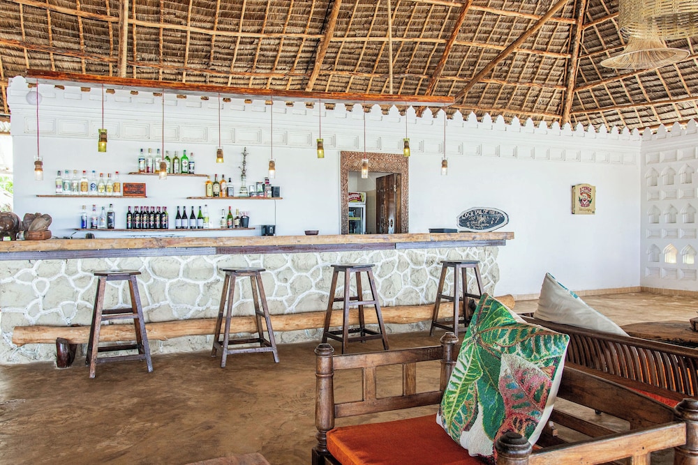 Hakuna Majiwe Beach Lodge 44/50