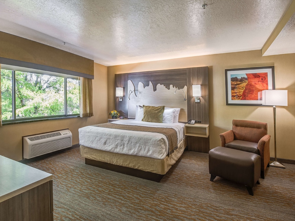 Best Western Plus Canyonlands Inn 8/41