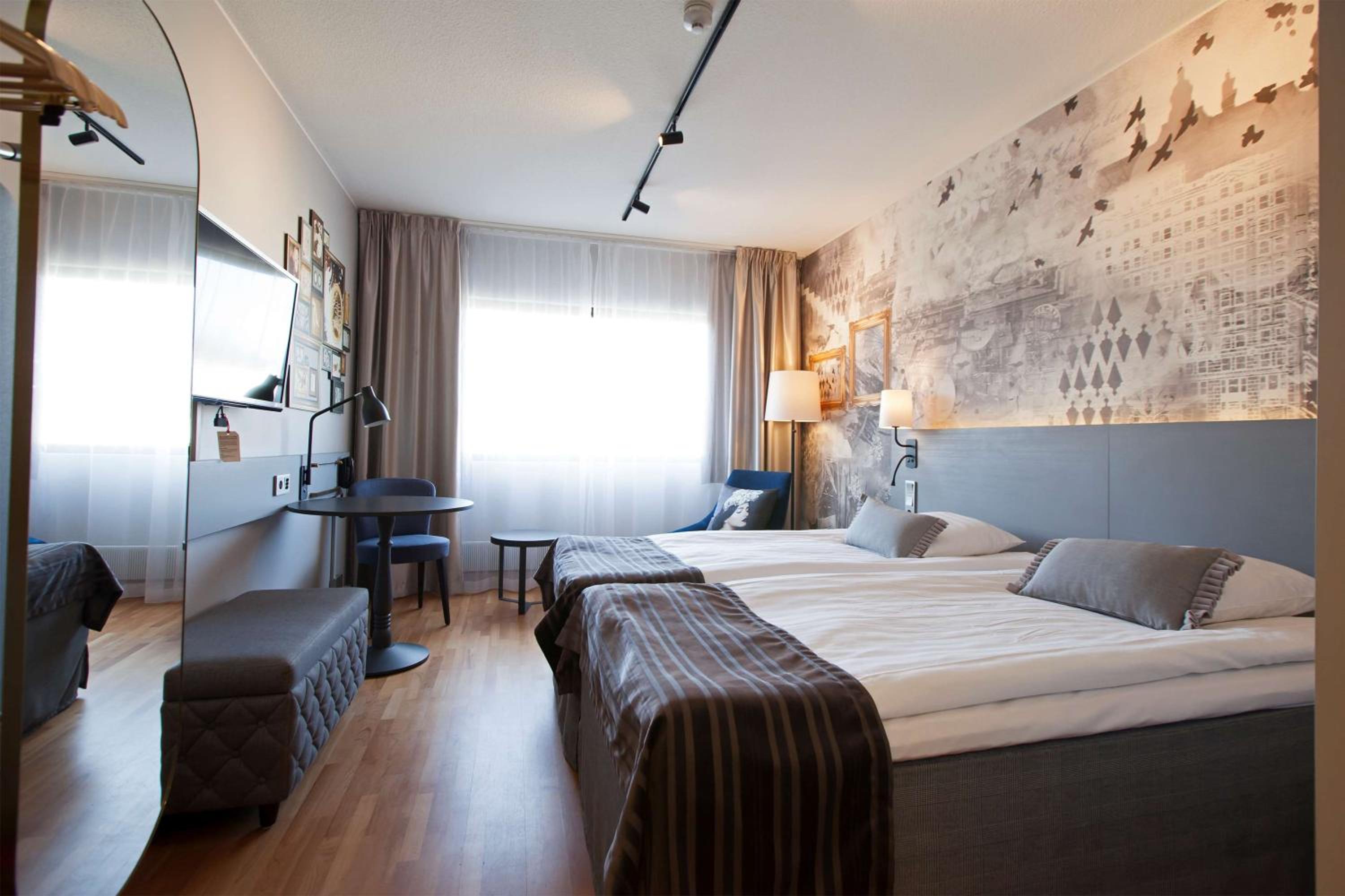 rooms