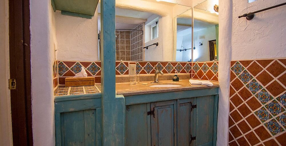 Old Taos Guesthouse Bed and Breakfast 3/69