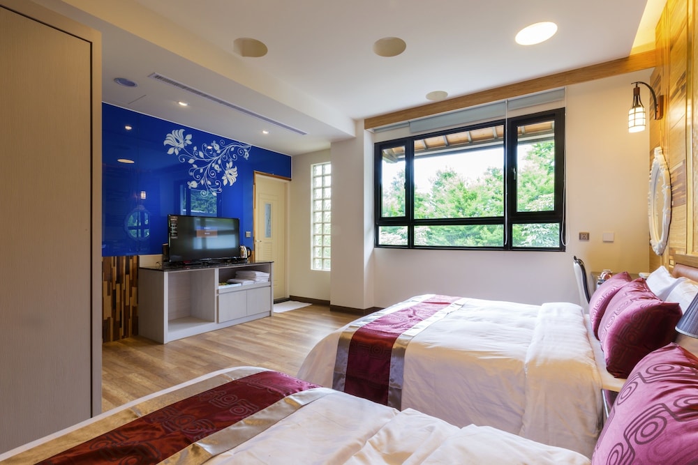 Huaman Hot Spring Villa 21/68
