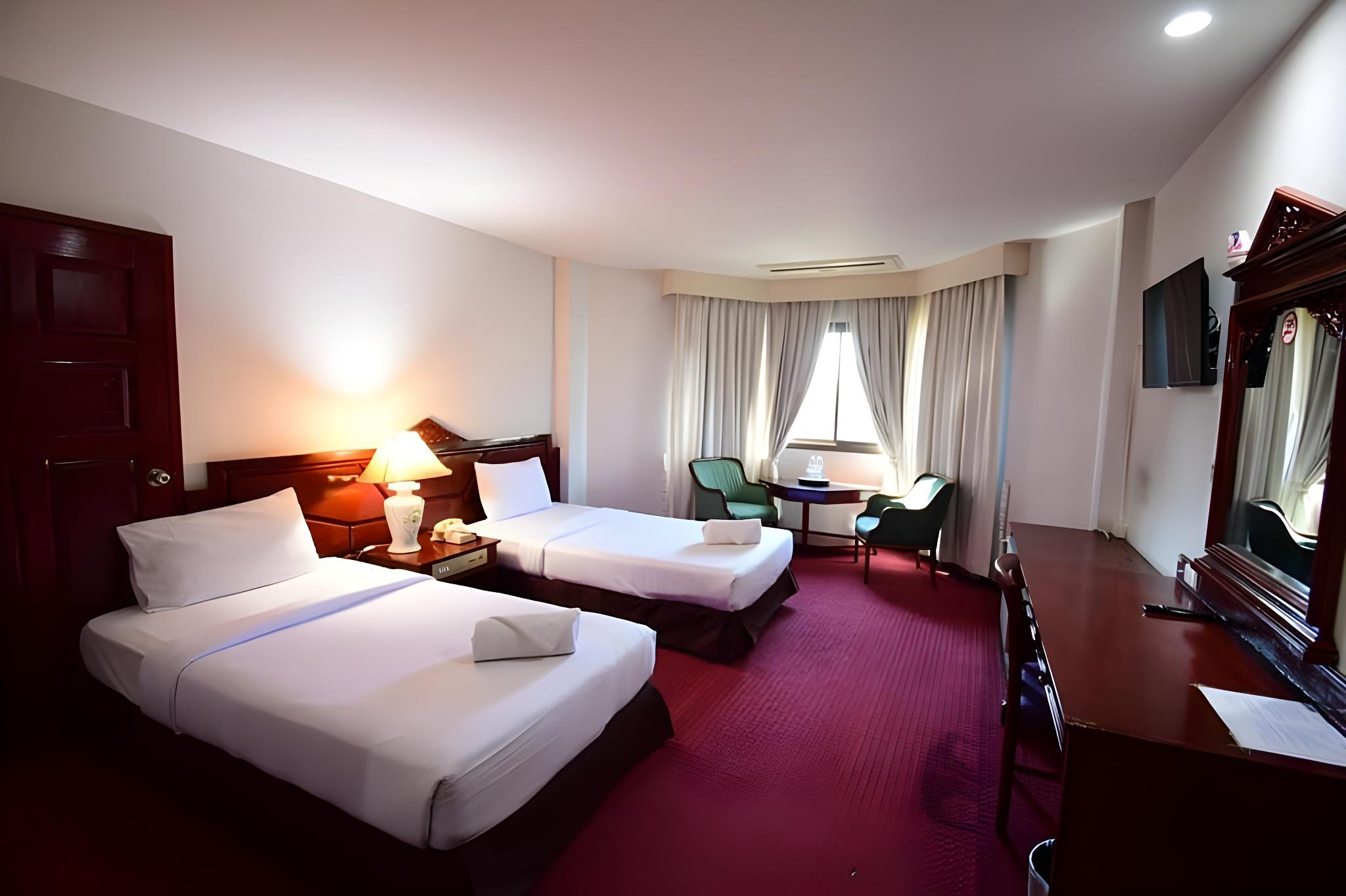 Room, Twin Beds