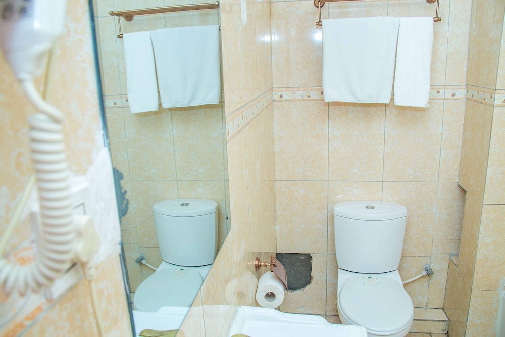 Royal Crest Hotel & Suites 47/50