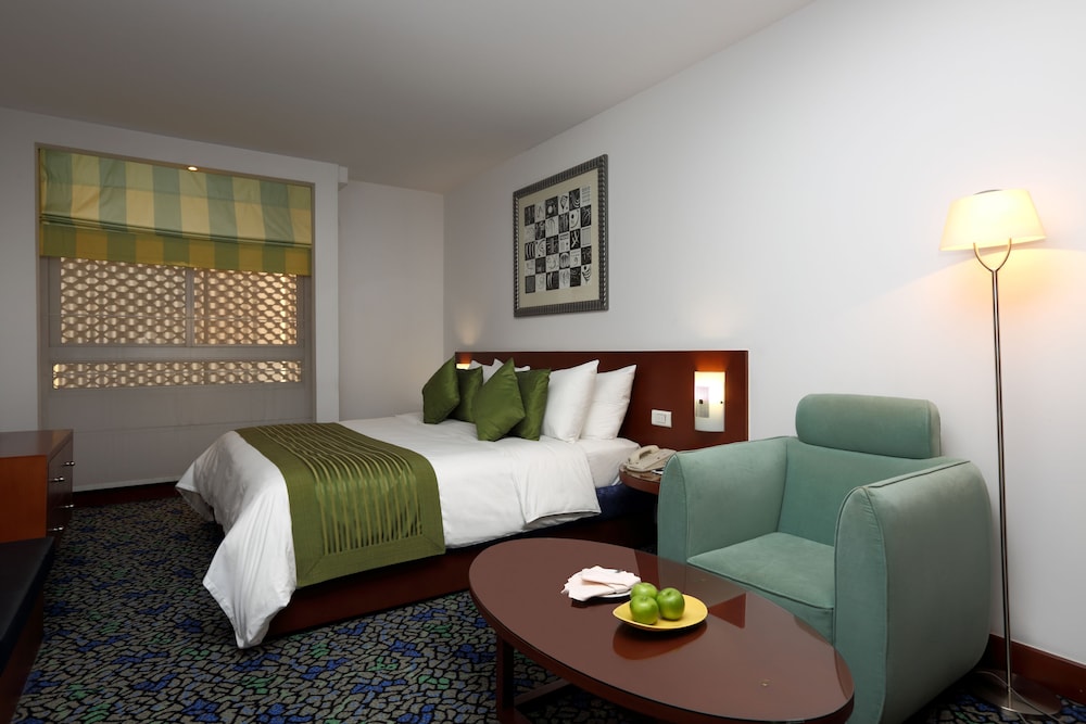 فندق راديسون بلو الرياض(Radisson Blu Riyadh) 25/32