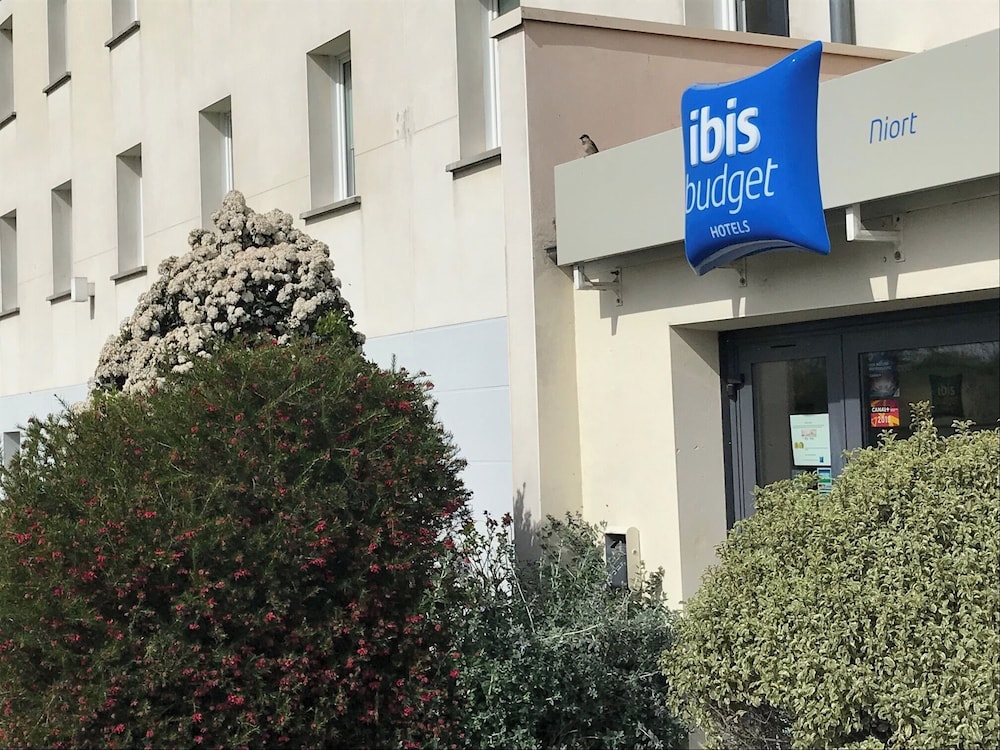 Ibis Budget Niort Est La Creche 4/32