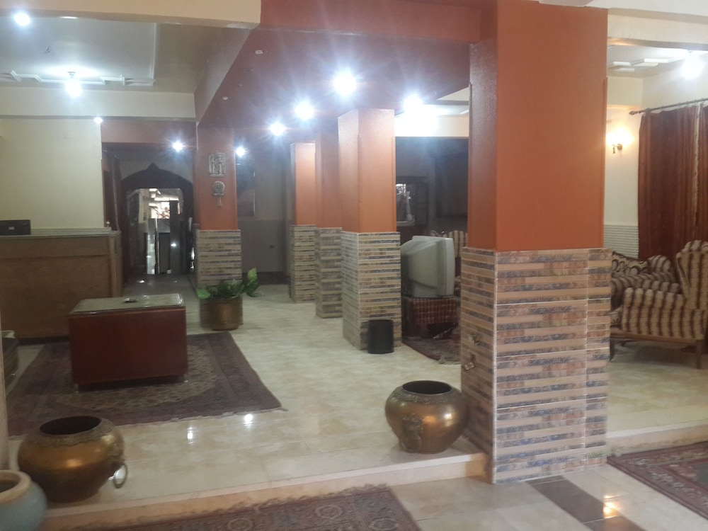 Pyramids Plateau Hotel 26/41