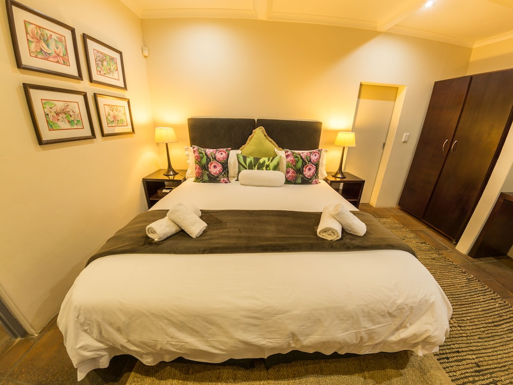Mackaya Bella Guest House 10/71