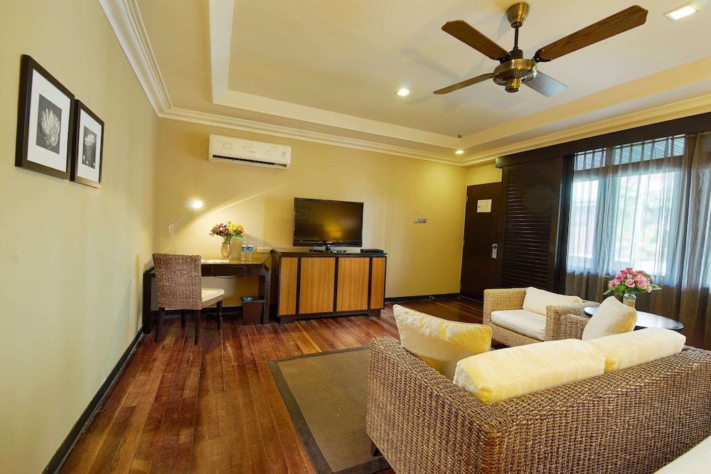 Berjaya Tioman Resort 32/62