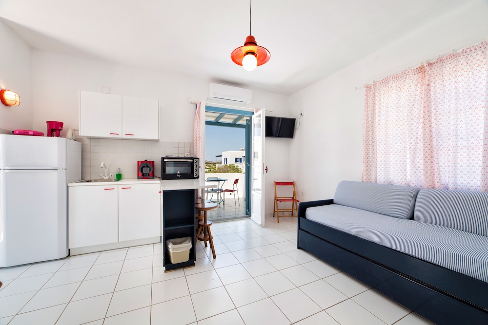 Fivos Apartments 25/50