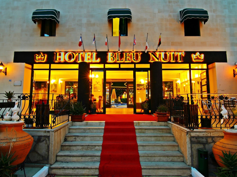 Hotel Bleu Nuit 4/50