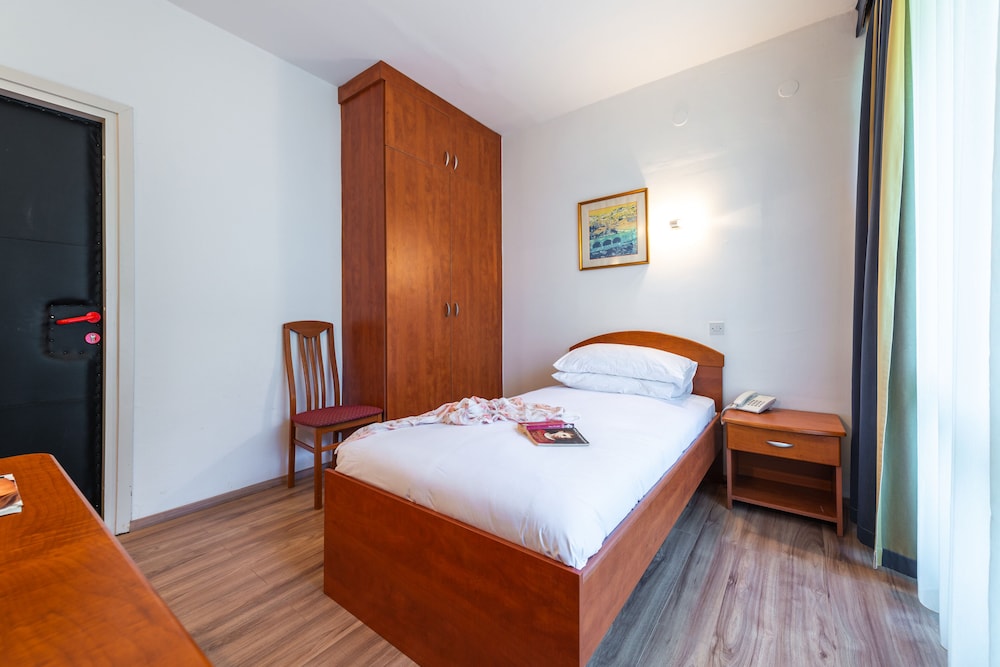Hotel Vis 28/61
