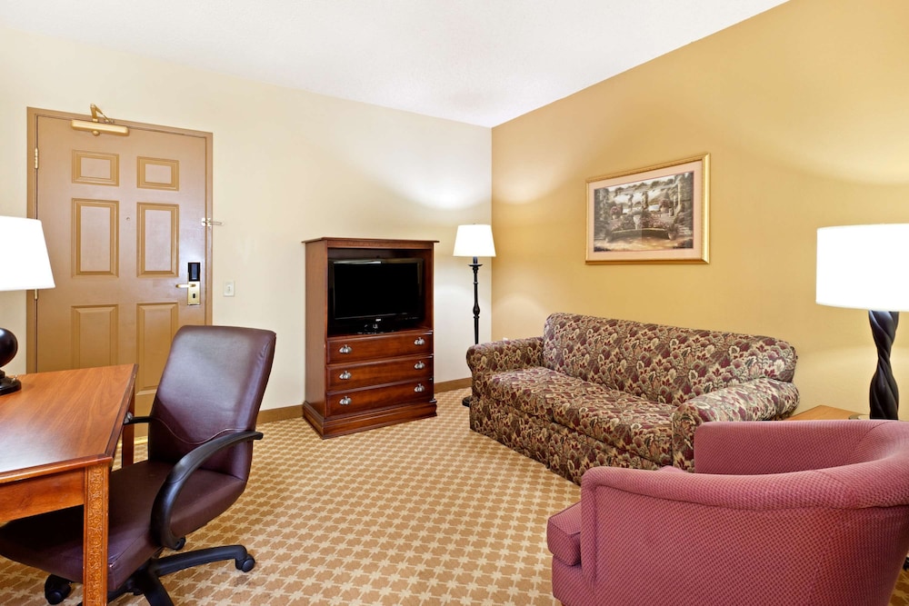 Country Inn & Suites by Radisson, Harrisburg Northeast - Hershey 15/21