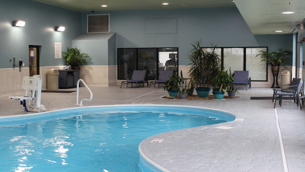 swimming pool spa