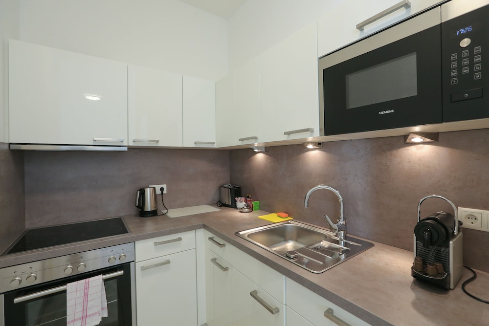 4 Beds and More Vienna Apartments 27/29
