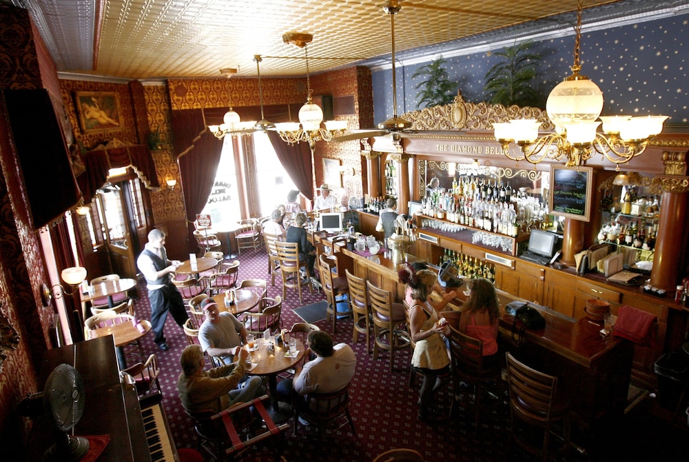 HISTORIC STRATER HOTEL 62/68