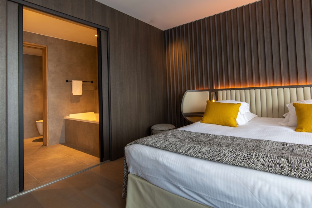Best Western Premier Hotel De La Paix 9/43