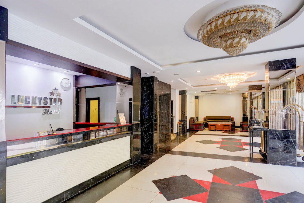 RedDoorz Premium near Grand Batam Mall 4/50