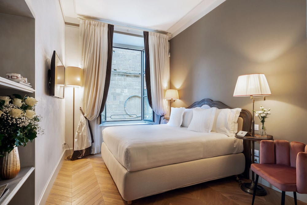 Corte Calzaiuoli Elegant Suites 22/50