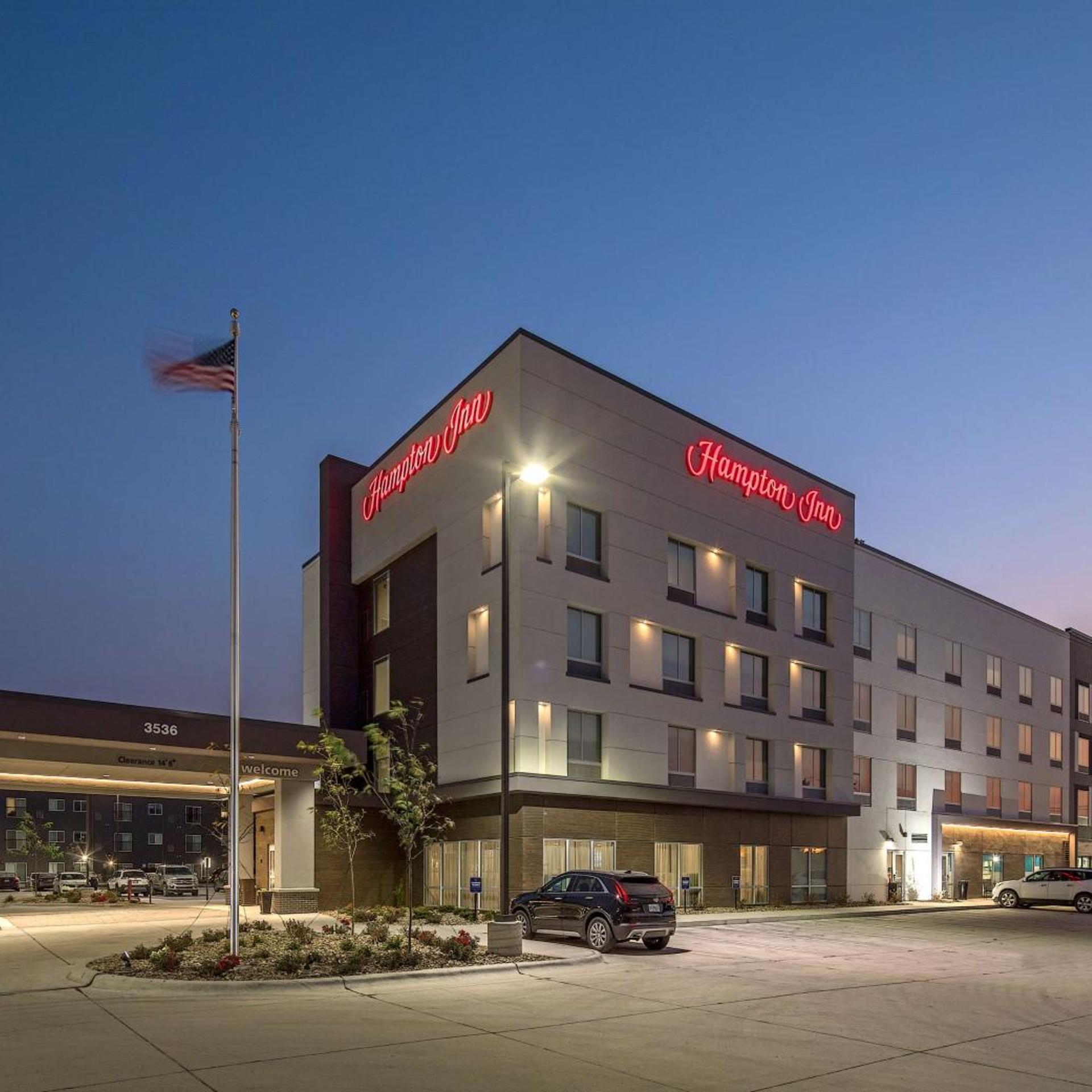 Hampton Inn Columbus Ne in COLUMBUS - NE