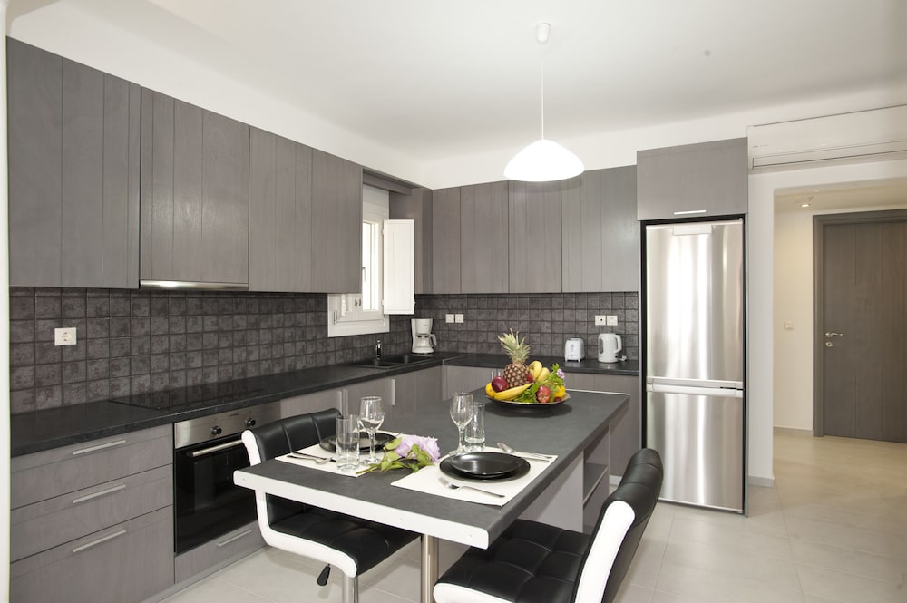Ac Village Christoulis 27/50
