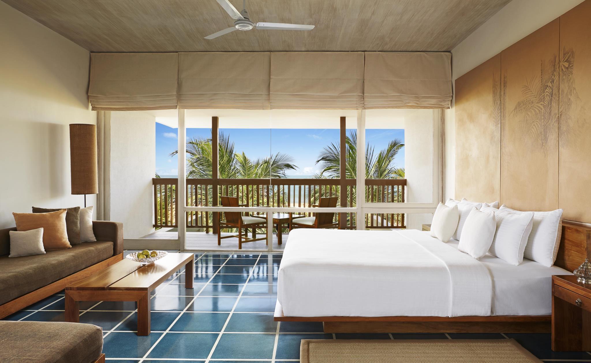 Super, Deluxe, Sea View