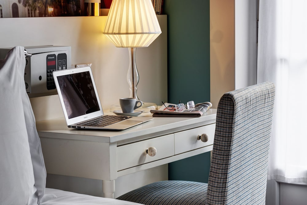 Lx Boutique Hotel 60/68