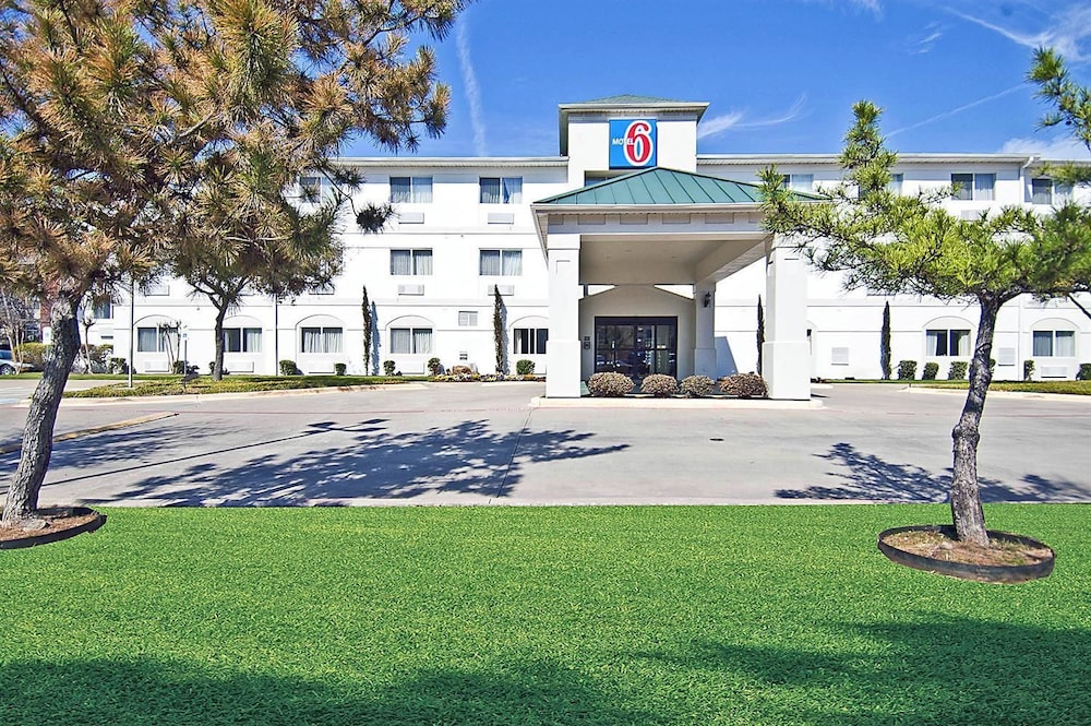 Motel6 Dallas, TX - North - Richardson 49/55
