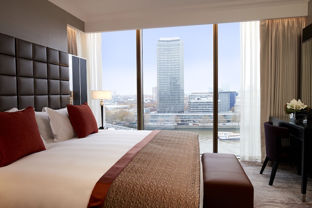 Hyatt Regency London Albert Embankment 12/67